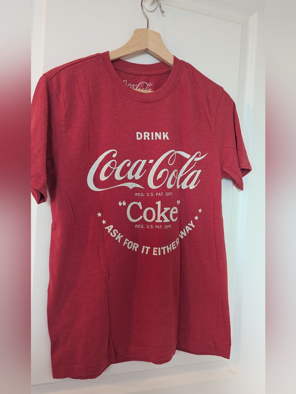 Official Coca-Cola Red Vintage Graphic Tee Shirt - Size S